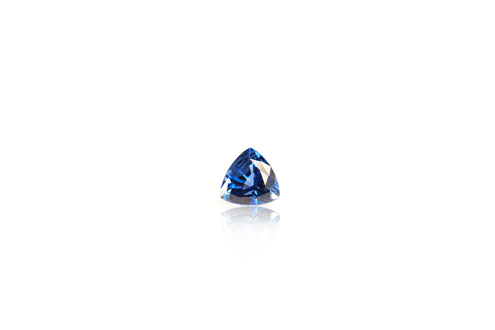Saphir triangle Bleu 2