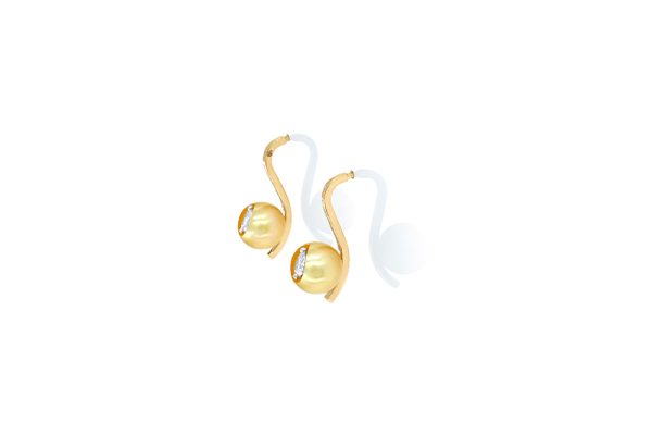 Boucles D'oreilles Coeur de Perle, or perle et diamants 2